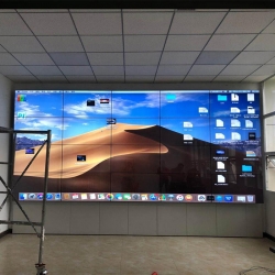 复胜46寸液晶拼接屏